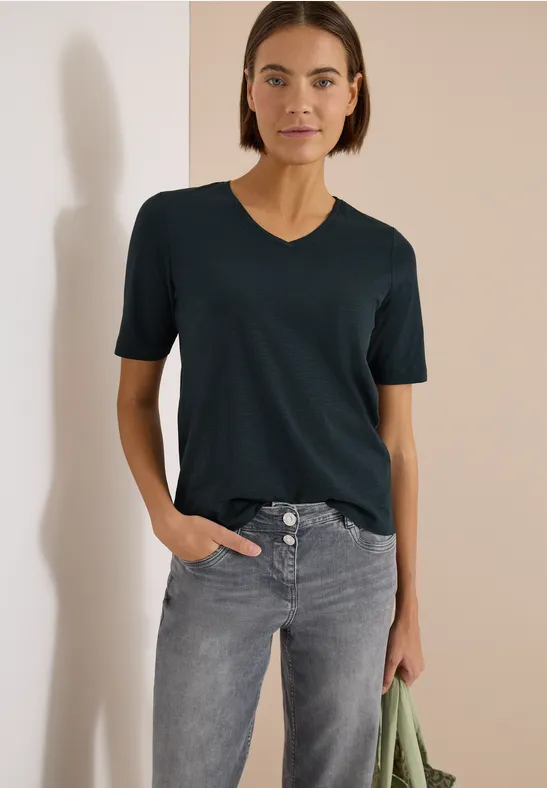 Basic T-Shirt mit Kurzarm und V-Neck