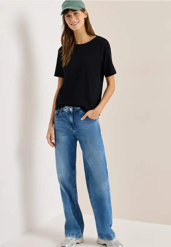 Basic T-Shirt in Rippstruktur