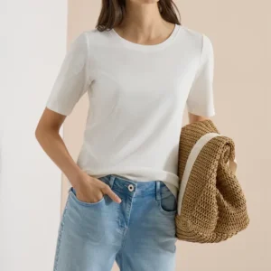 Basic T-Shirt in Rippstruktur