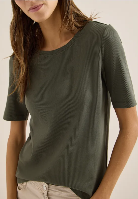 Basic T-Shirt in Rippstruktur
