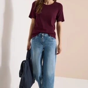 Basic T-Shirt in Rippstruktur