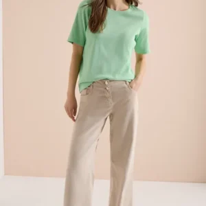 Basic T-Shirt in Rippstruktur
