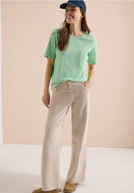 Basic T-Shirt in Rippstruktur
