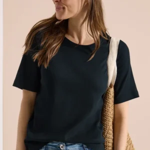 Basic T-Shirt in Rippstruktur