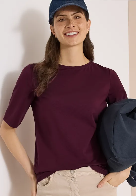 Basic T-Shirt mit U-Boot-Ausschnitt