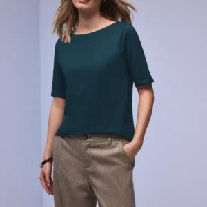 Shirt mit U-Boot-Ausschnitt