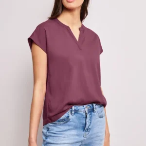 Blusenshirt in Unifarbe mit Split Neck