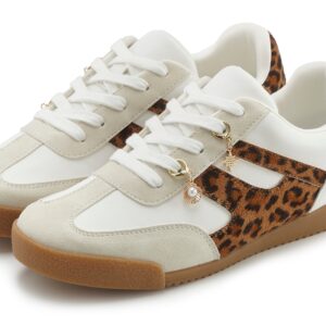 LASCANA Sneaker Schnürhalbschuh, Freizeitschuh mit abnehmbaren Schmucksteinen VEGAN
