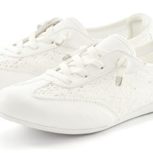 LASCANA Sneaker "Freizeitschuh, Halbschuh, Slip-On-Sneaker," mit modischen Spitzendetails & herausnehmbarer Innensohle VEGAN